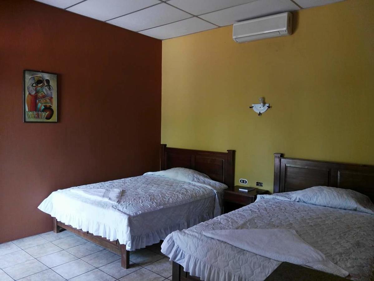 Hotel Santa Cruz Zapaca Bagian luar foto