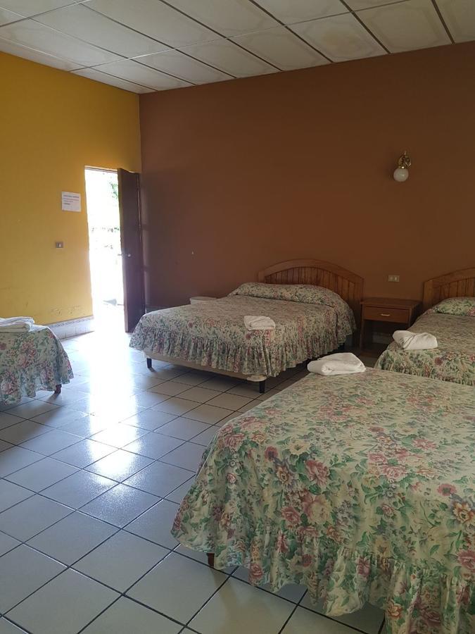 Hotel Santa Cruz Zapaca Bagian luar foto